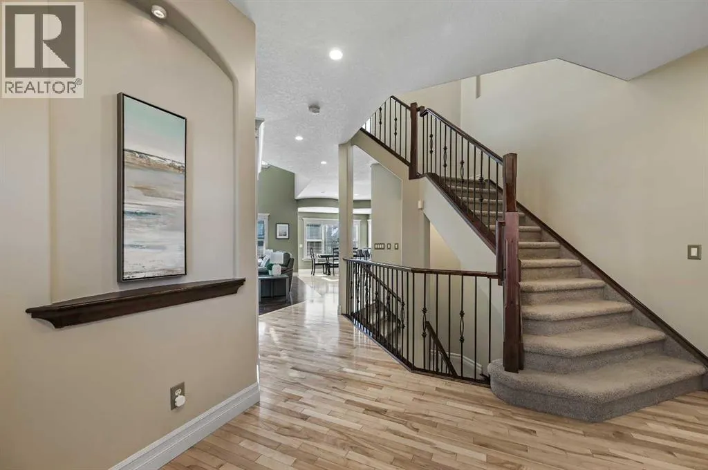 147 Coopers Hill SW