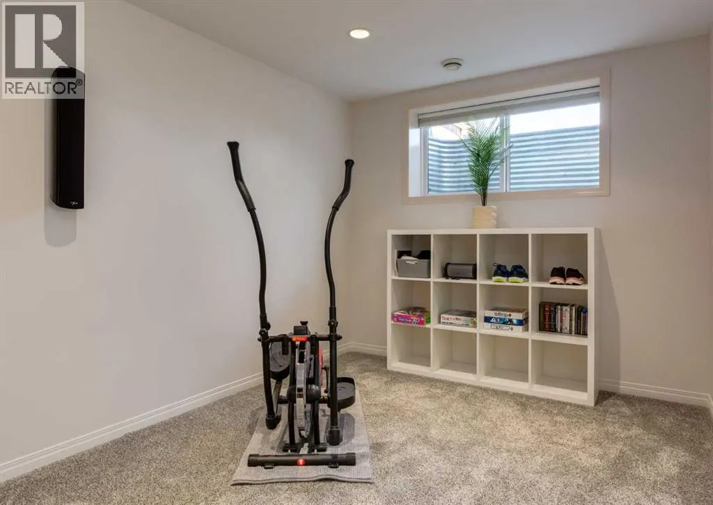 24 Silverado Saddle Court SW