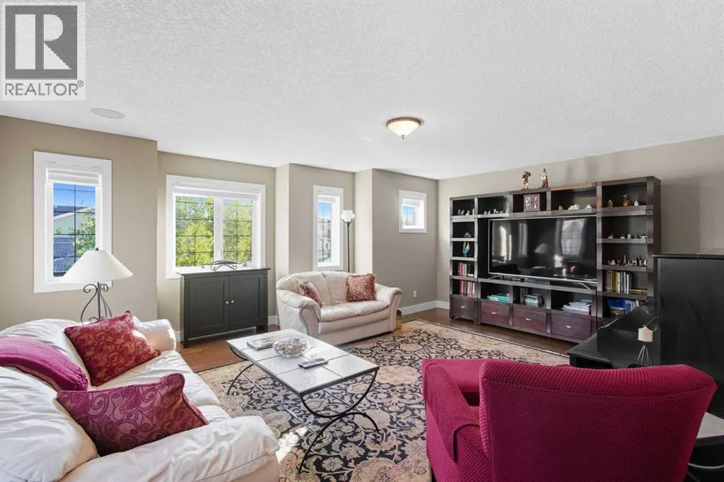 41 Evergreen Mount SW