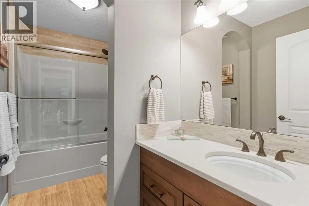 41 Evergreen Mount SW