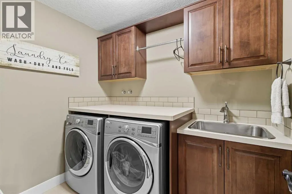 41 Evergreen Mount SW