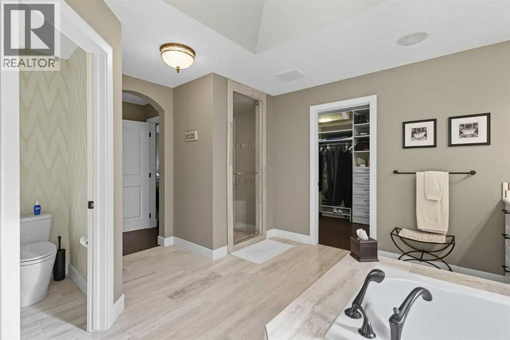 41 Evergreen Mount SW
