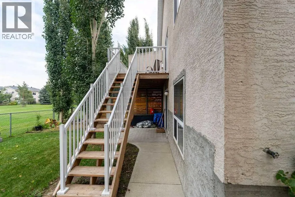 512 Lineham Acres Drive NW