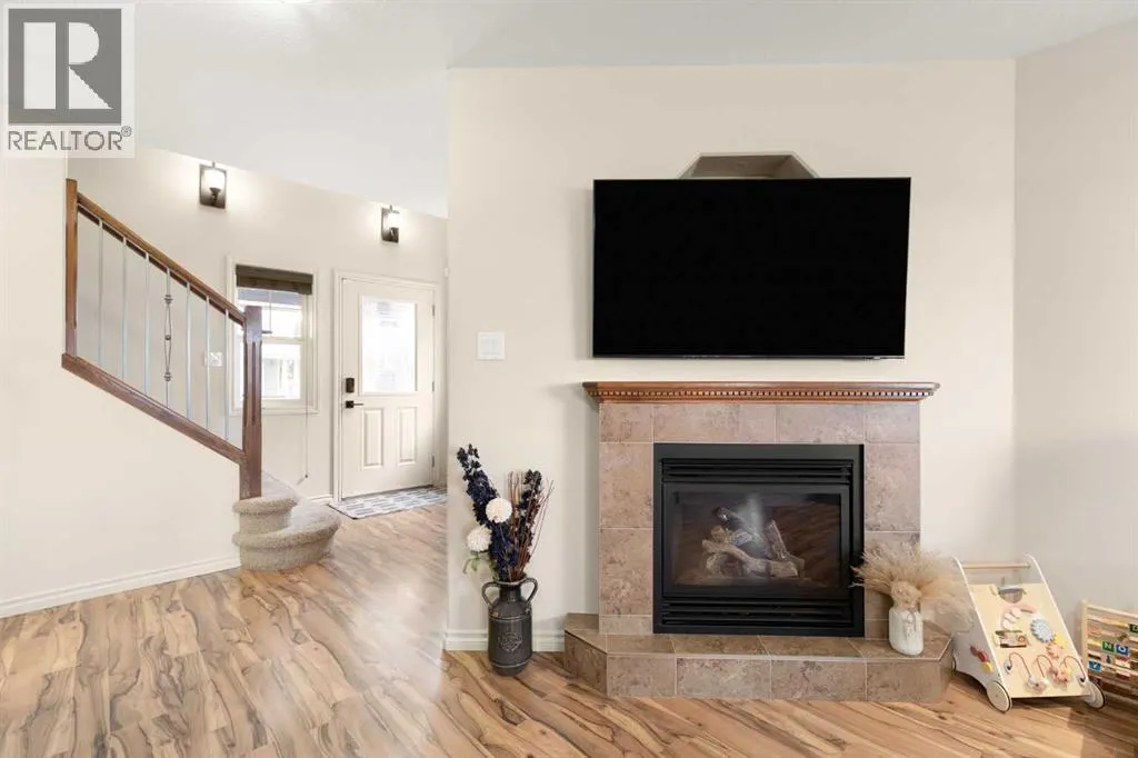 130 Ranchman Crescent NE