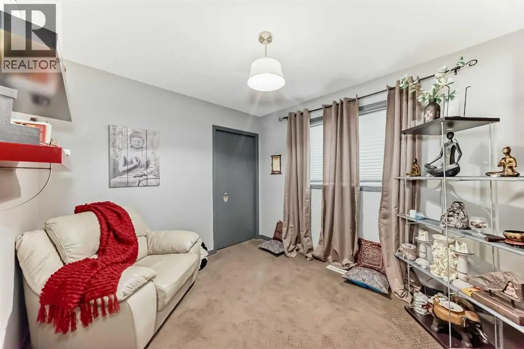 206 Tuscany Ravine Close NW
