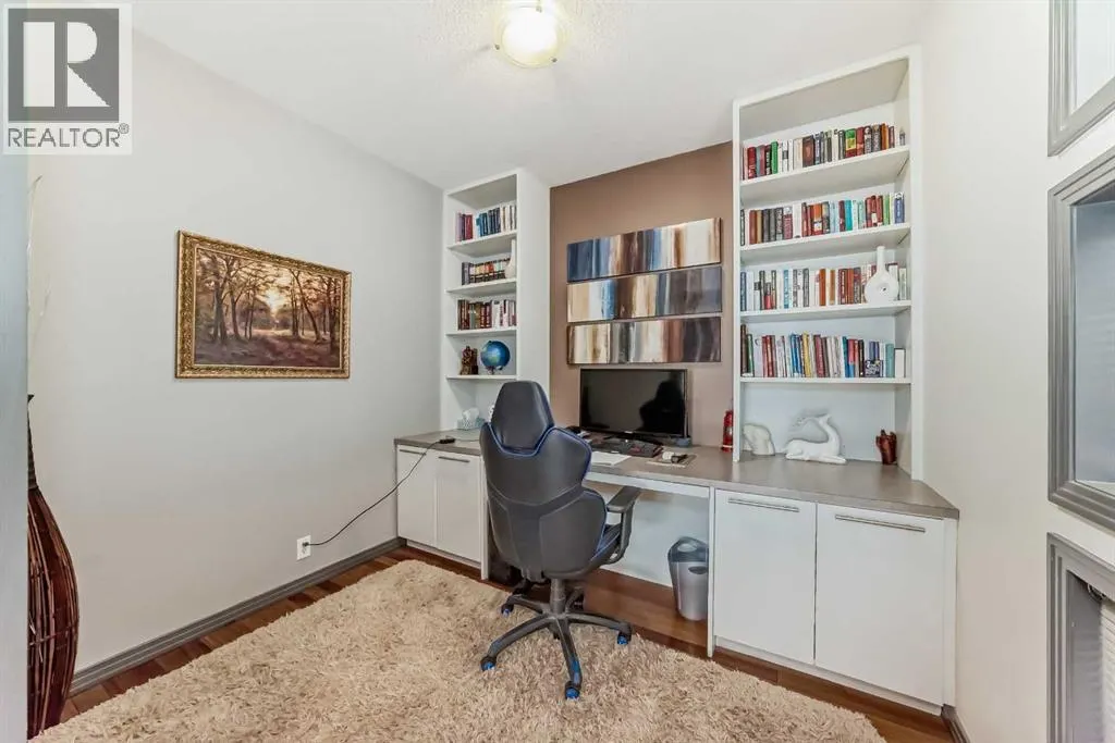 206 Tuscany Ravine Close NW