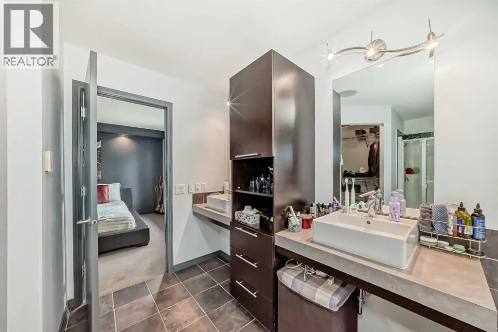 206 Tuscany Ravine Close NW
