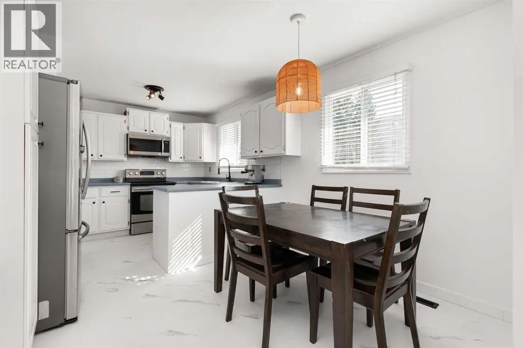 49 Corbitt Way SE