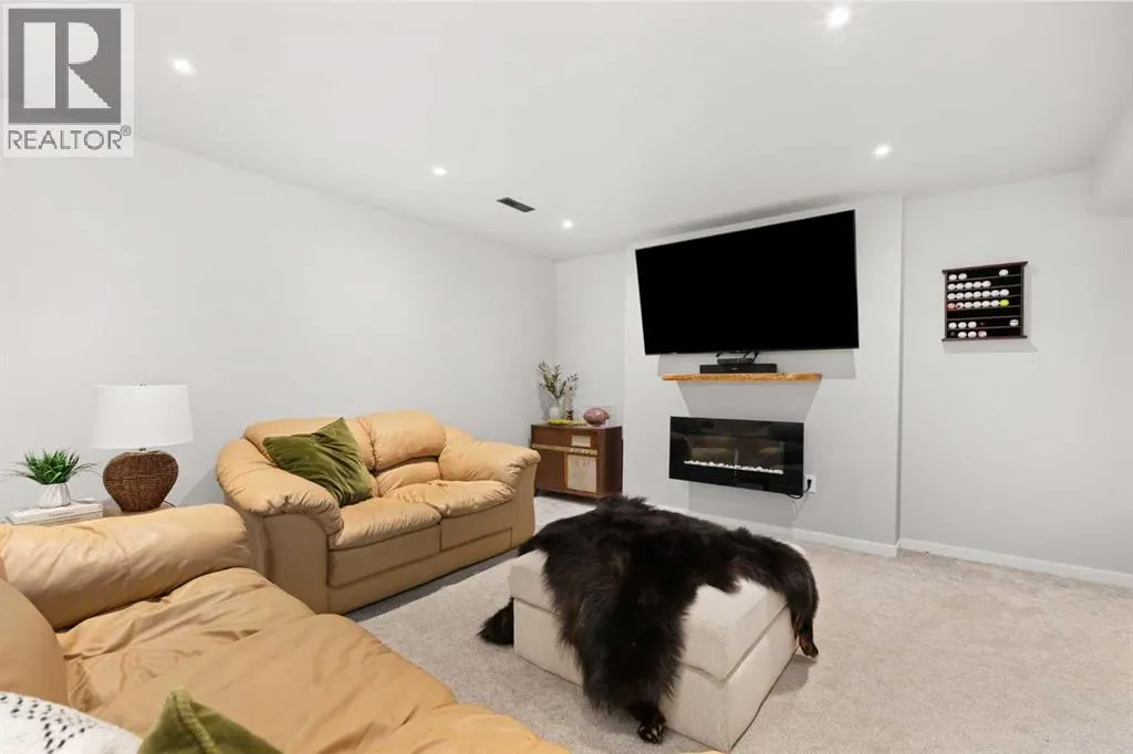 49 Corbitt Way SE