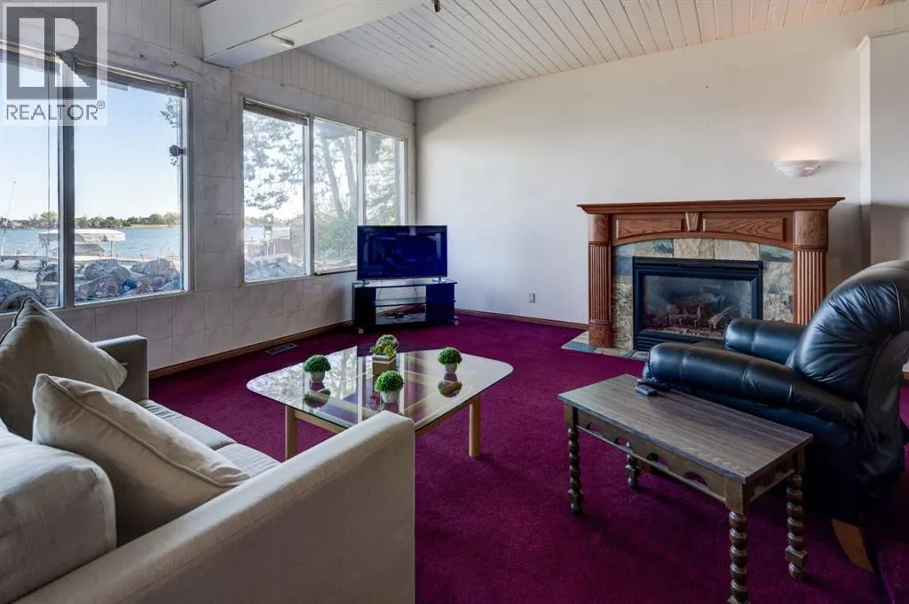 968 West Chestermere Drive