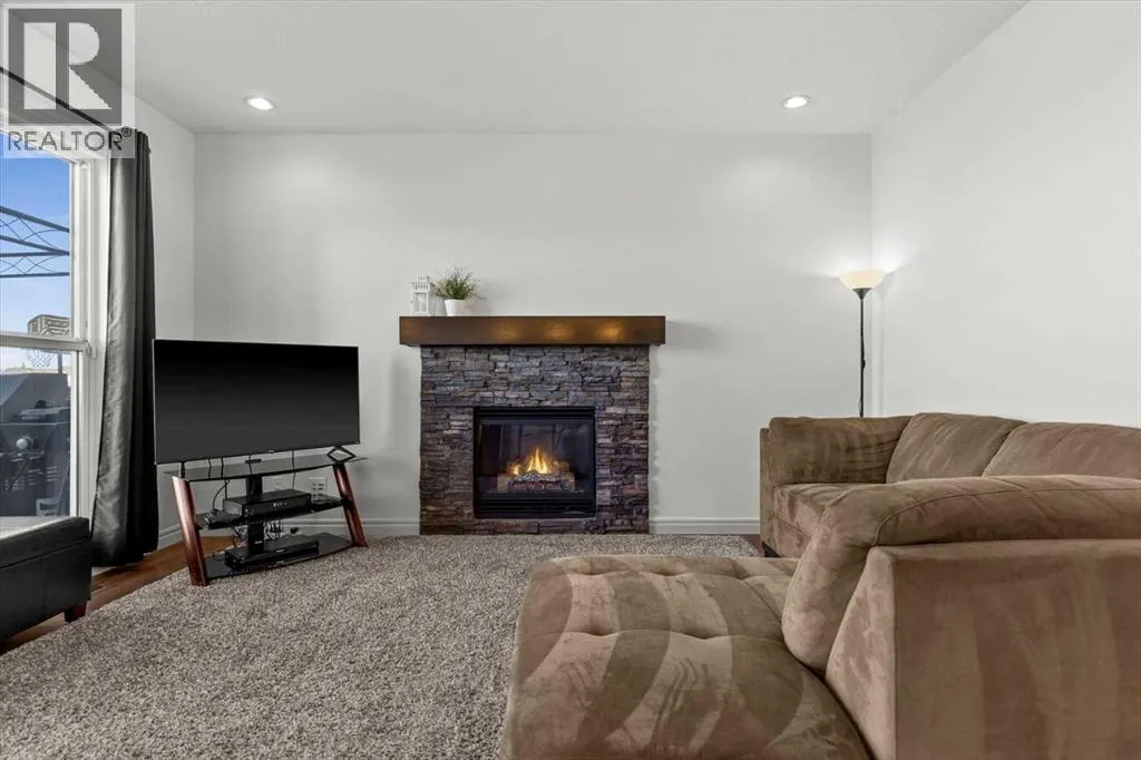 195 Hillcrest Circle SW