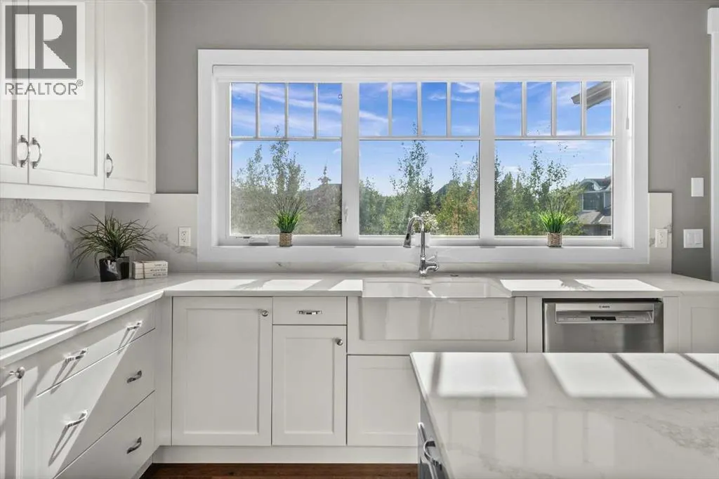 111 Hillside Terrace