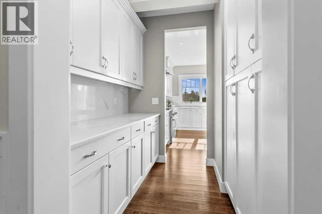 111 Hillside Terrace