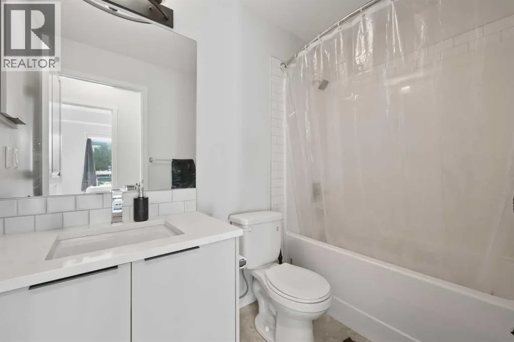1104, 220 Seton Grove SE