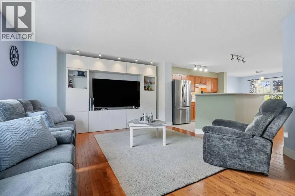 215 Mckenzie Towne Gate SE