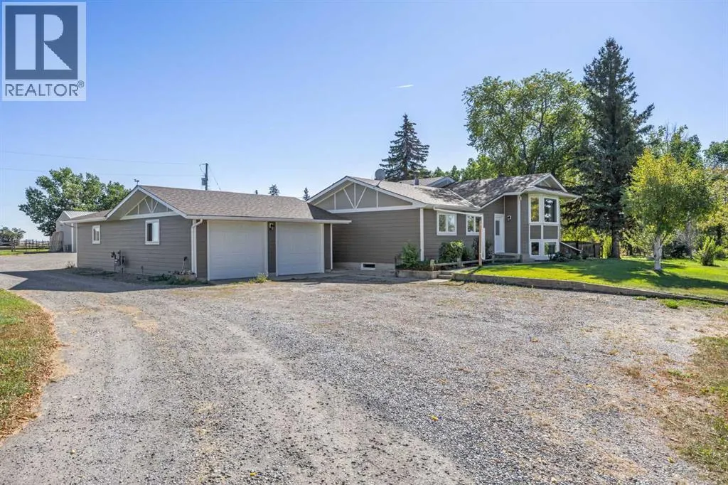 200, 370068 160 Street E