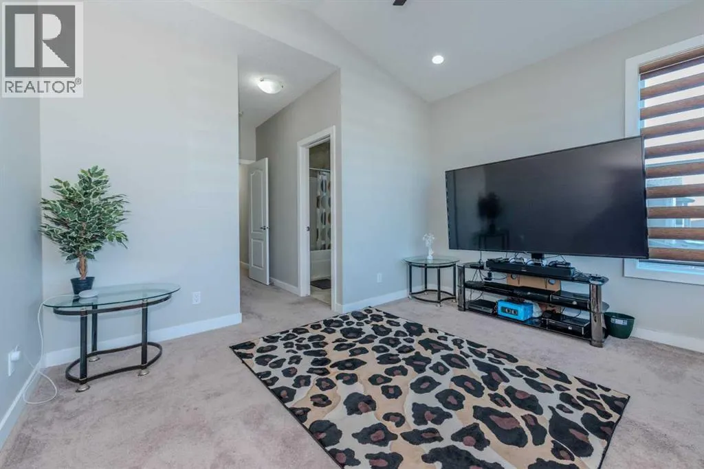 115 Savanna Parade NE
