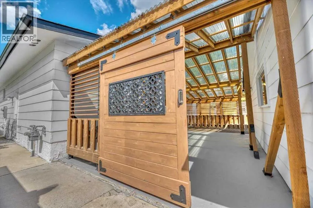 933 Macleod Trail SW