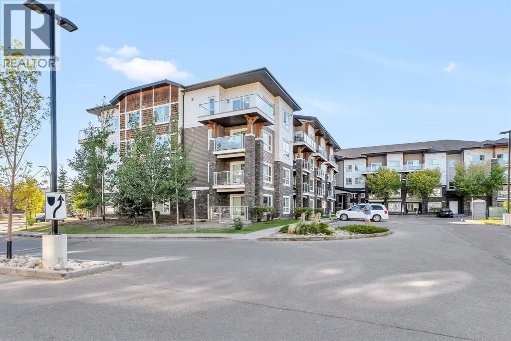 4407, 240 Skyview Ranch Road NE