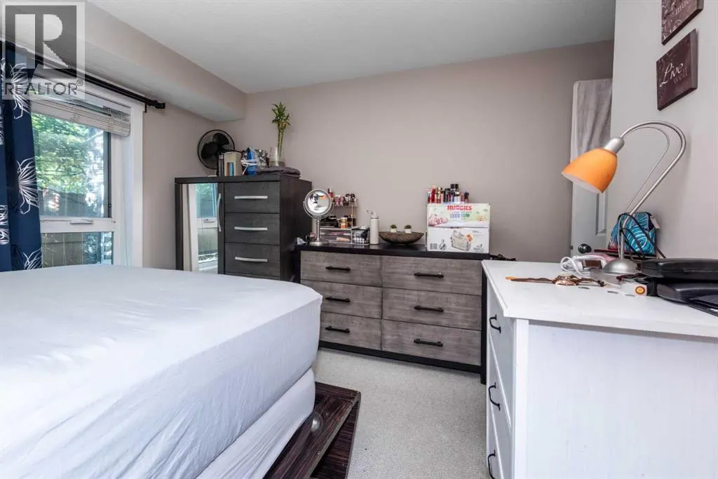 3102, 240 SKYVIEW RANC Road NE