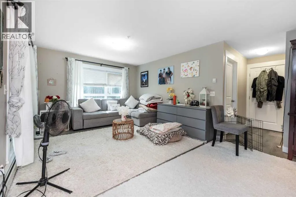 3102, 240 SKYVIEW RANC Road NE