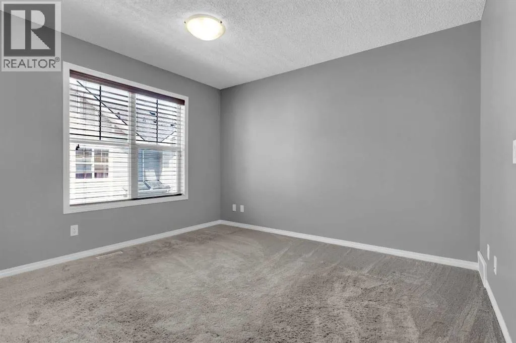 3194 New Brighton Gardens SE