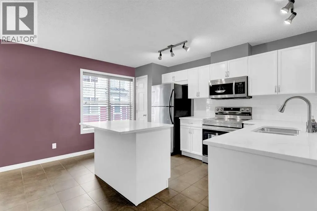 3194 New Brighton Gardens SE
