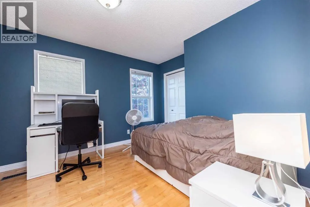 49 Rocky Ridge Heath NW