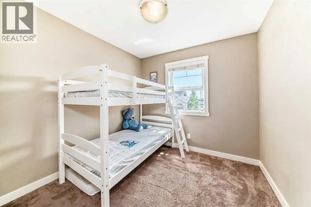 824 Skyview Ranch Grove NE
