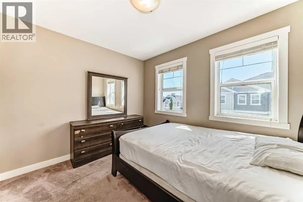 824 Skyview Ranch Grove NE