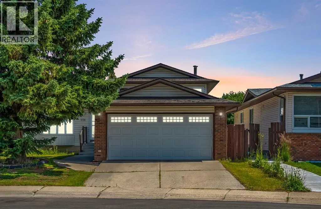 124 Whiteram Close NE