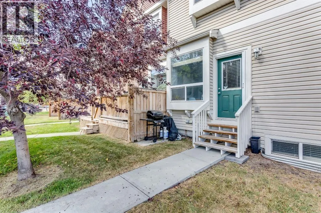 404, 703 Luxstone Square SW