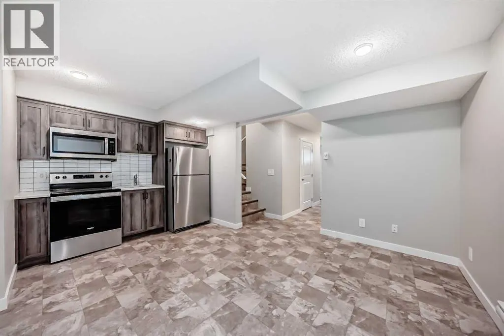 157 Belmont Drive SW