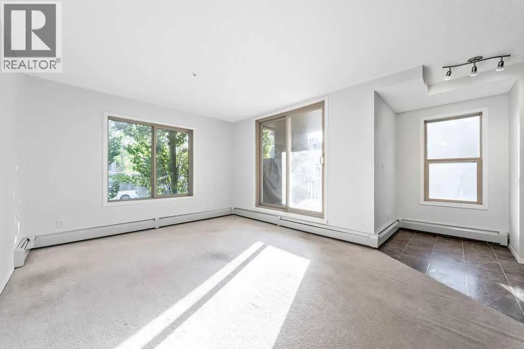 9113, 403 Mackenzie Way SW
