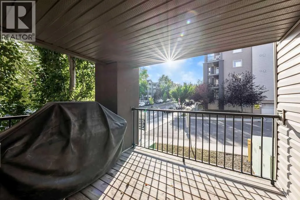 9113, 403 Mackenzie Way SW