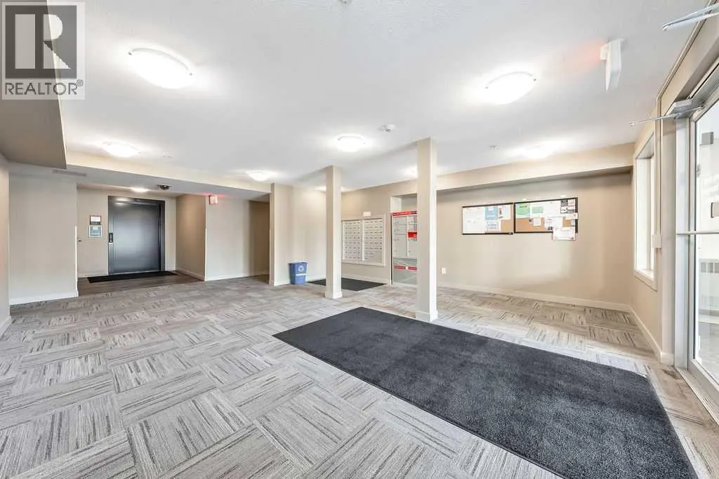 9113, 403 Mackenzie Way SW