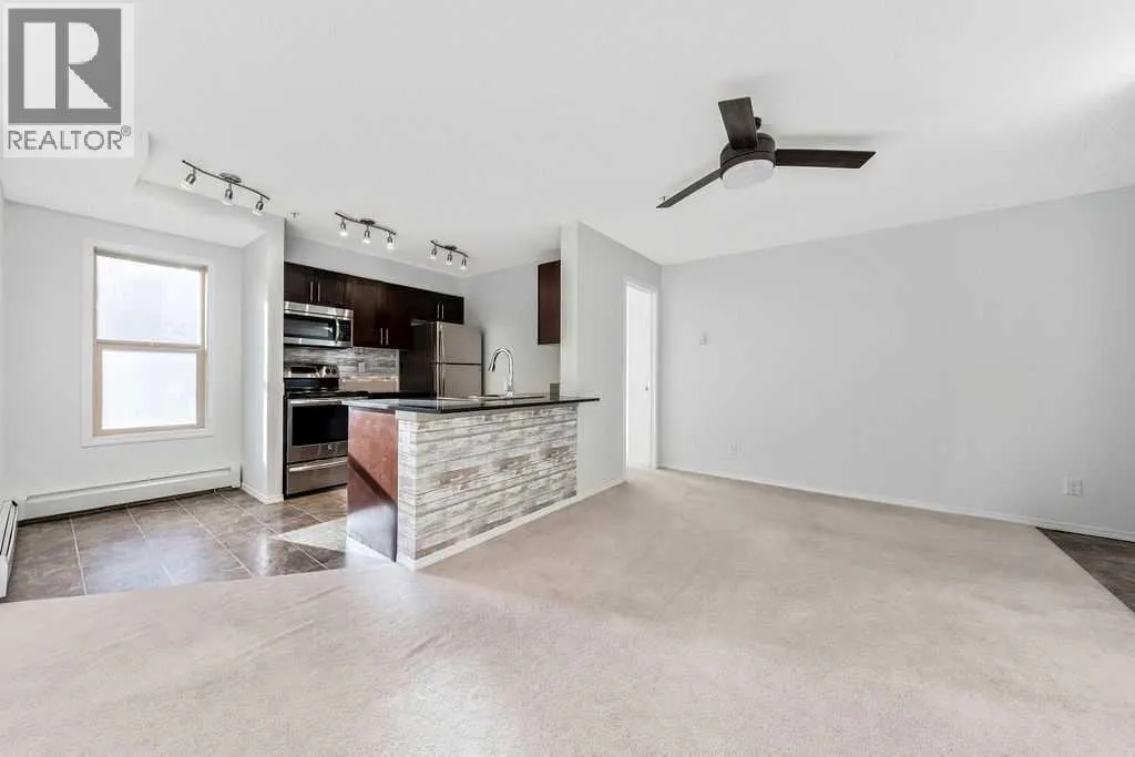 9113, 403 Mackenzie Way SW
