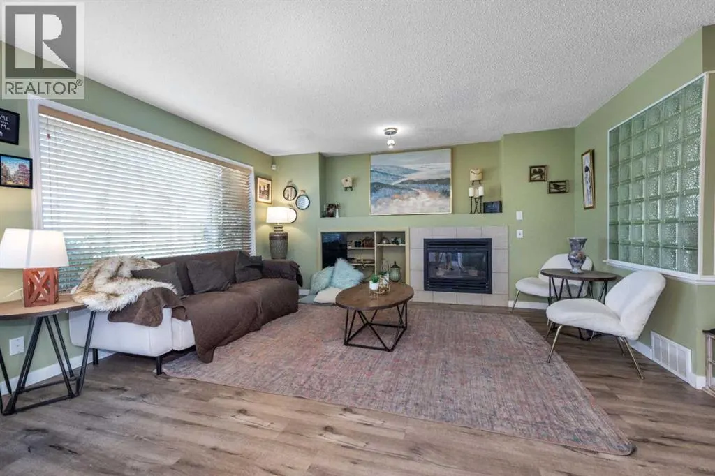 45 River Rock Court SE