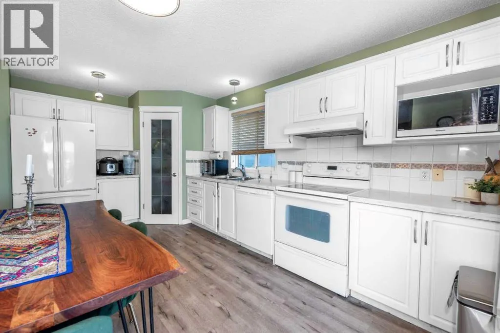 45 River Rock Court SE