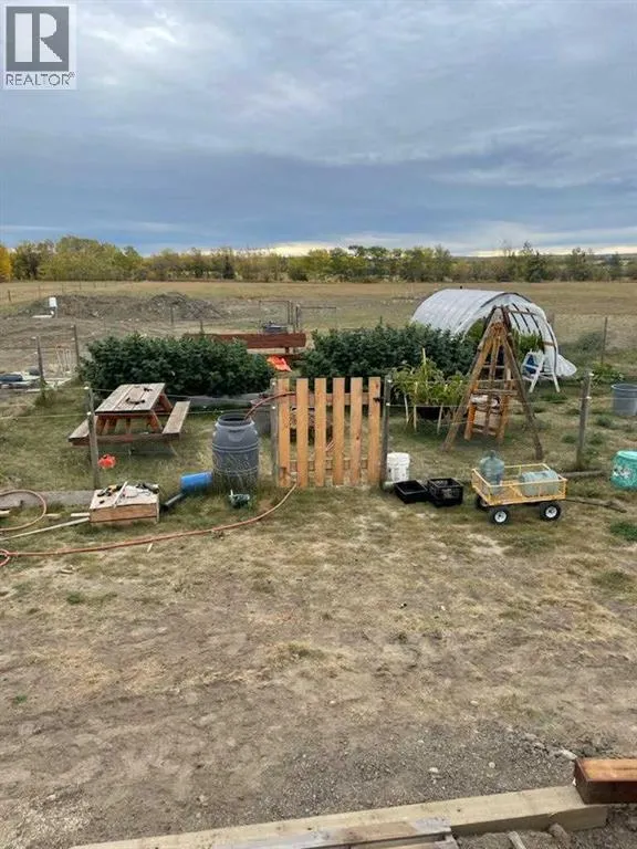 122040 Township Road 734