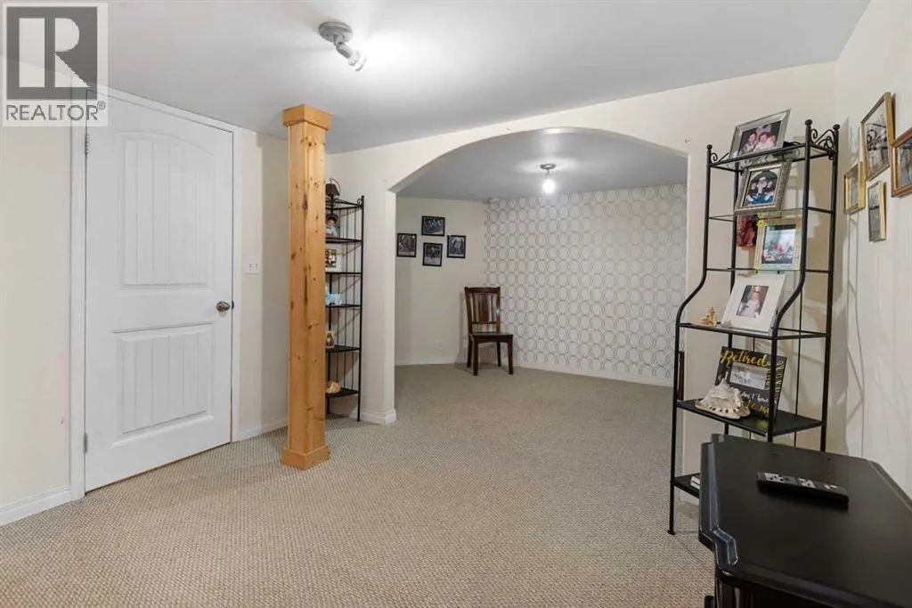 27 Eldorado Road SE