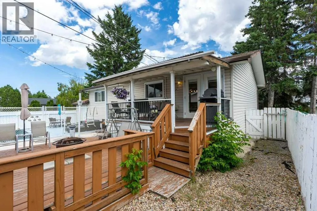 235 Allan Crescent SE