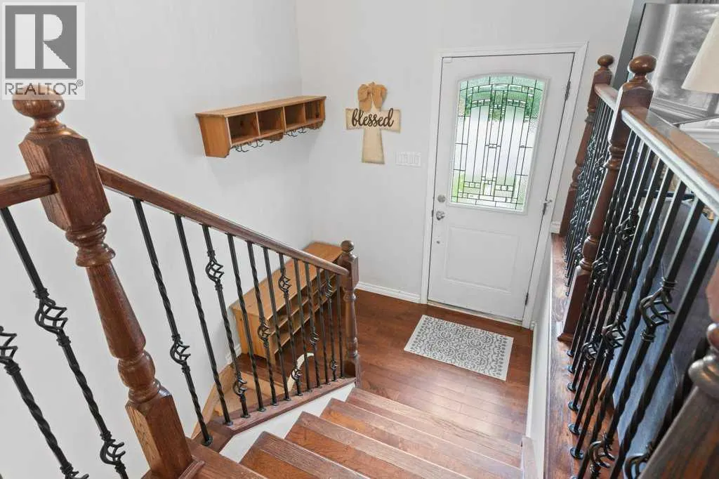 235 Allan Crescent SE