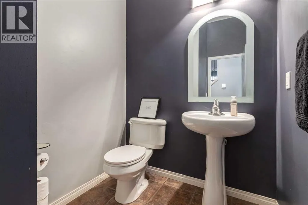 10 Chapala Road SE
