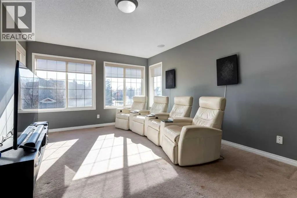 10 Chapala Road SE