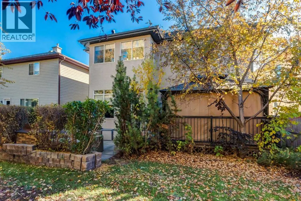 10 Chapala Road SE