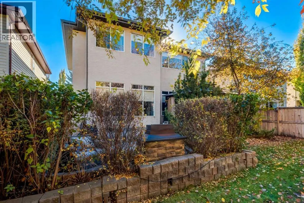 10 Chapala Road SE