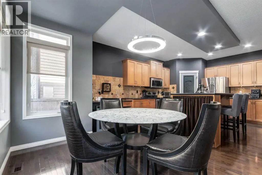 10 Chapala Road SE