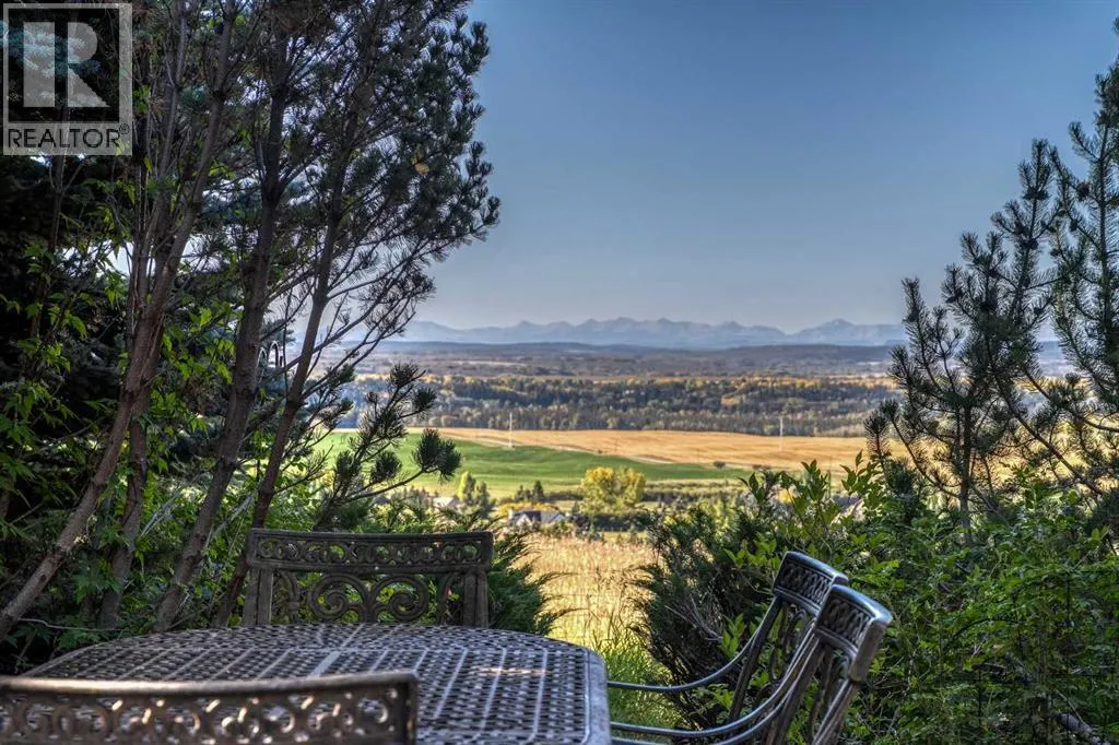 15 Escarpment Park