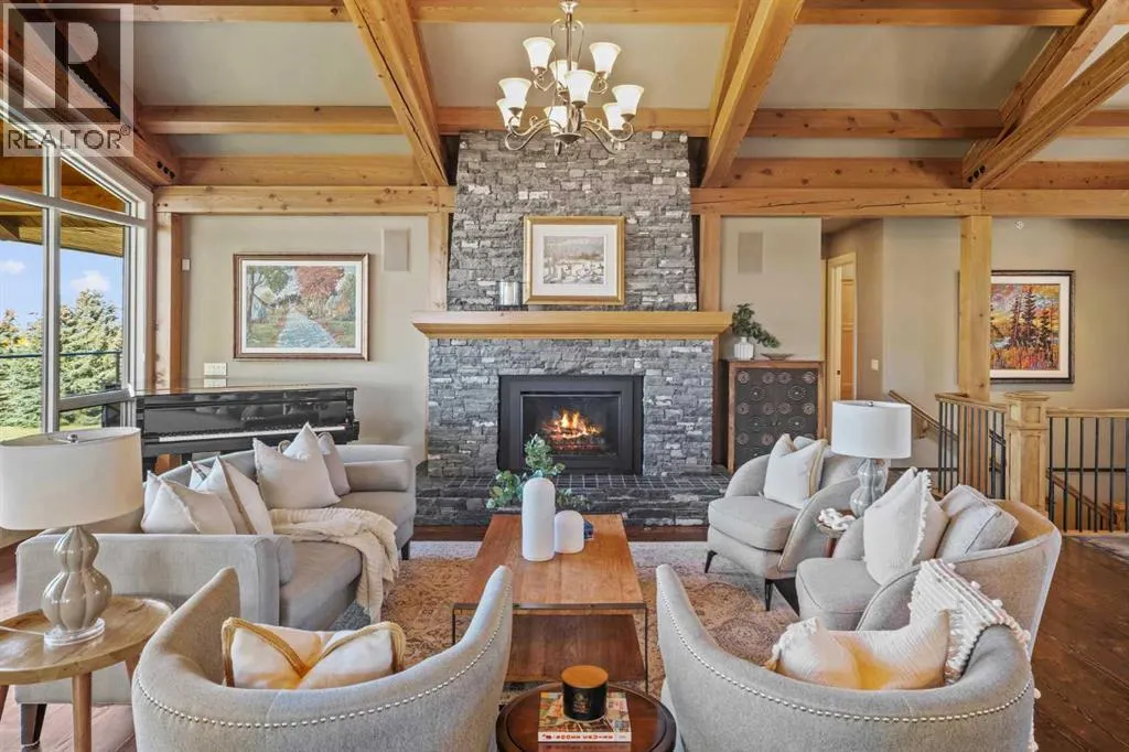 15 Escarpment Park